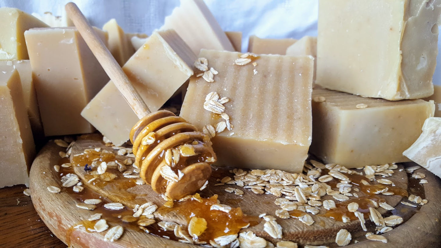 Goat Milk Bar Soap - Oats & Honey